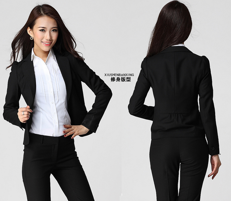 豎紋雙扣女西裝