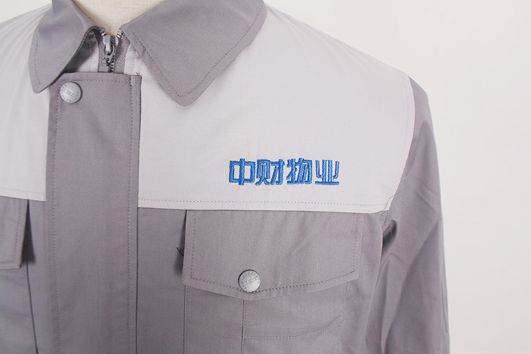 左前胸刺繡LOGO