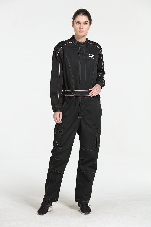 工服美為當然愛車定做的連體服款式