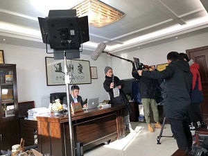 于總辦公狀態(tài)拍攝